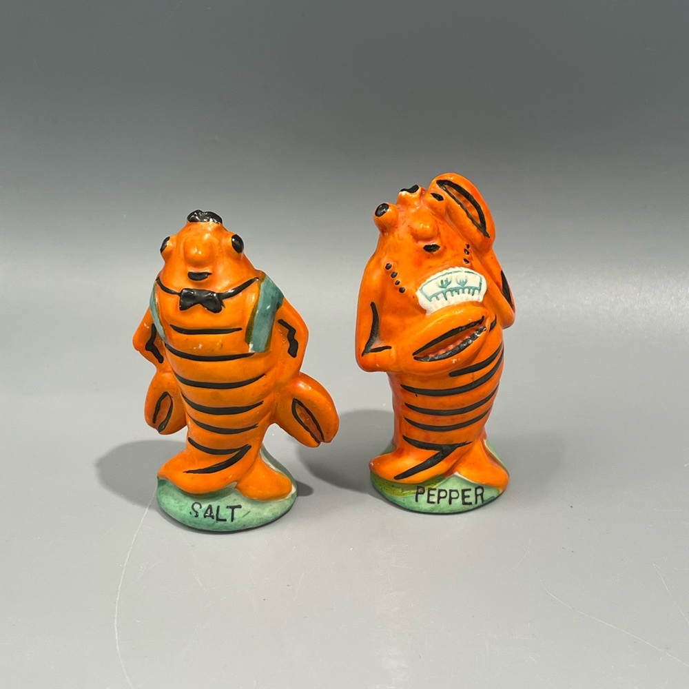 Vintage Anthropomorphic Lobster Couple Salt & Pepper Shaker Set Japan Mr & Mrs